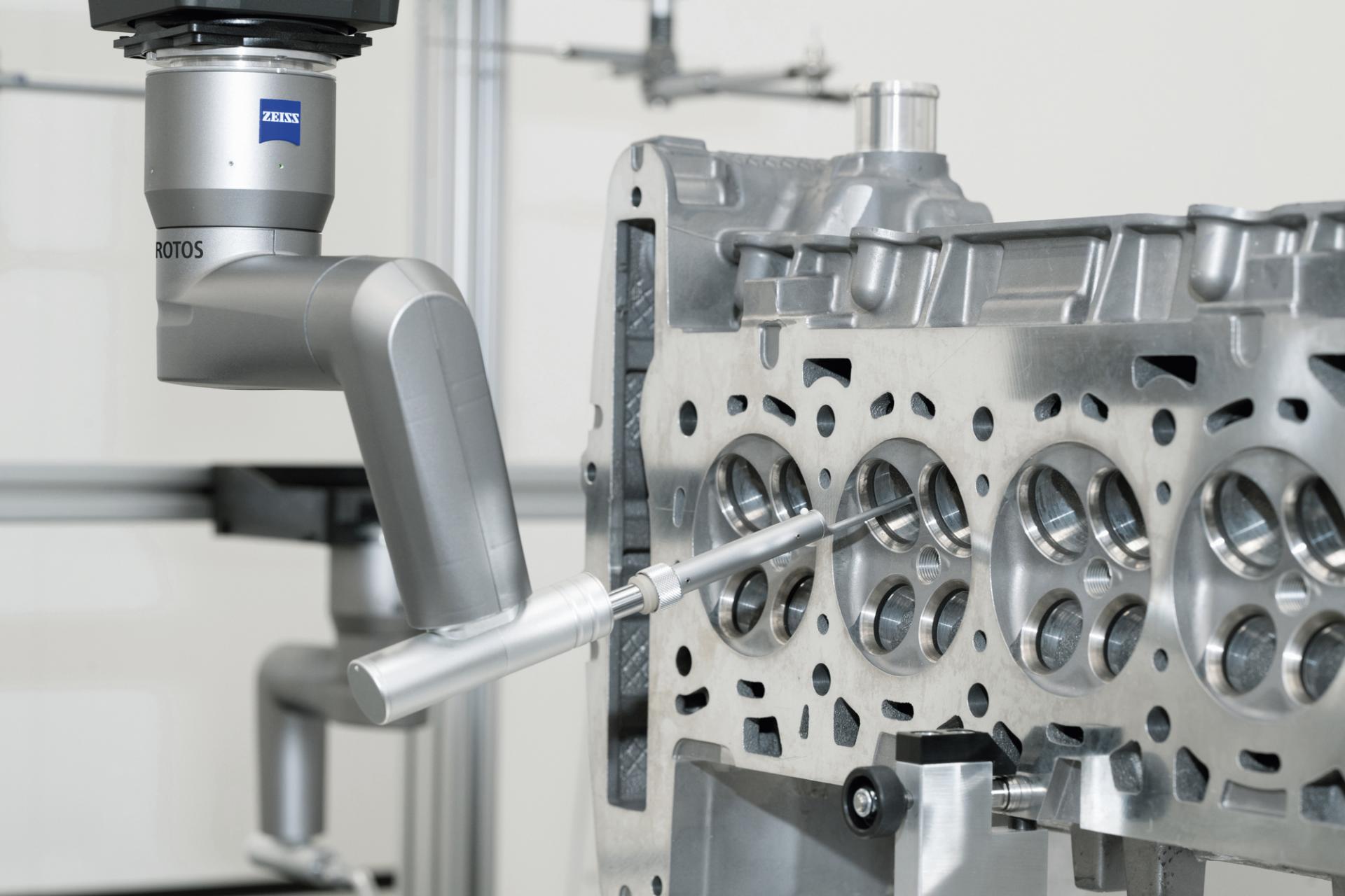 Všechny charakteristiky v jednom měřicím průběhu se senzorem ZEISS ROTOS