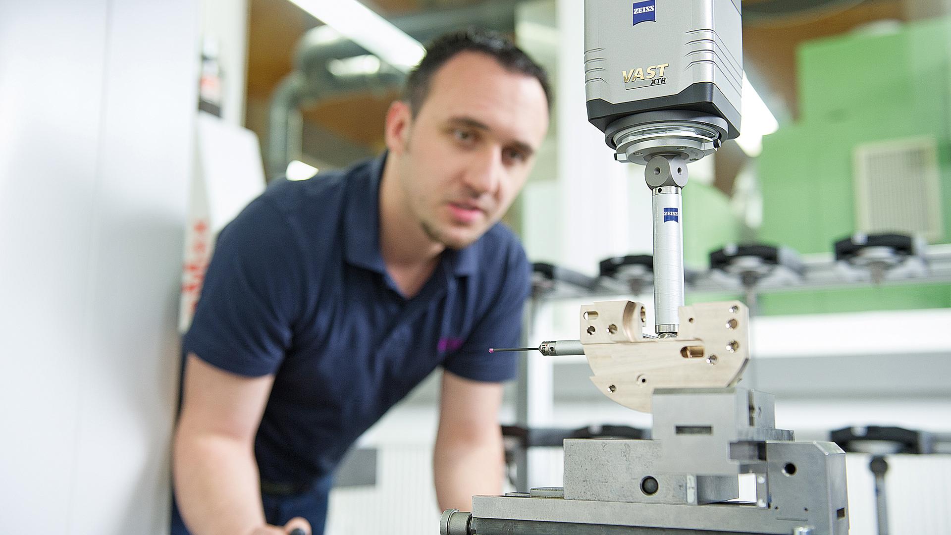 ZEISS VAST XTR gold – Senzor s integrovanou rotační osou