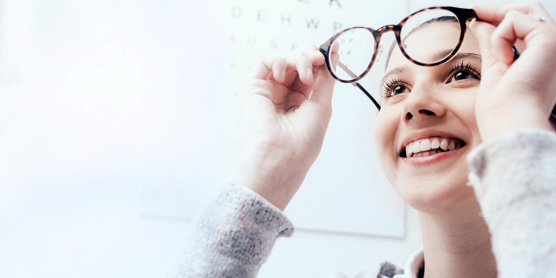 Vše, co byste měli vědět o svých nových precizních brýlových čočkách ZEISS